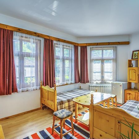 Hotel Kalina Shiroka Lŭka Exteriör bild