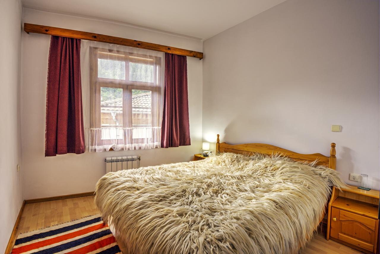 Hotel Kalina Shiroka Lŭka Exteriör bild