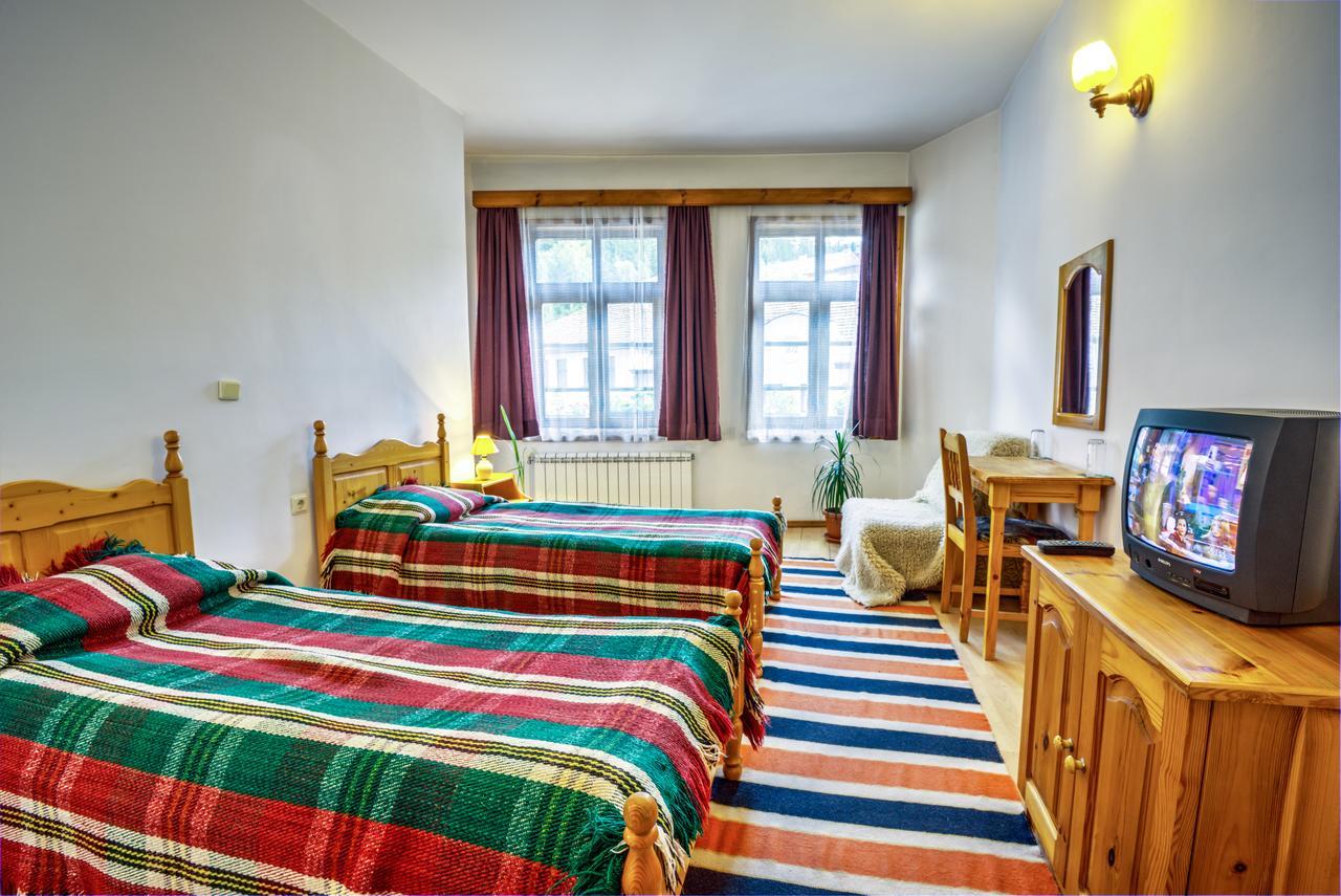 Hotel Kalina Shiroka Lŭka Exteriör bild